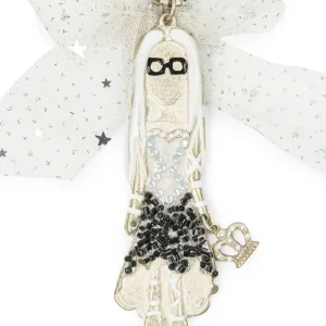 Collana iconica D.Doll nr.63 con fiocco bianco tra i capelli
